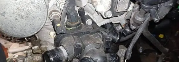 Mini One - Cooper Coupe R56 Engine coolant pipe/hose 