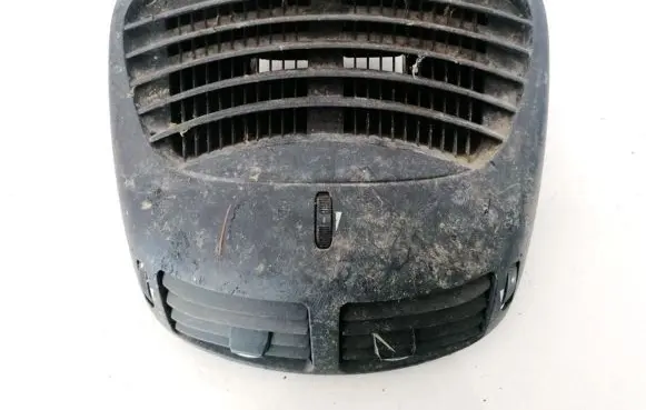Alfa Romeo 147 Dash center air vent grill 225501