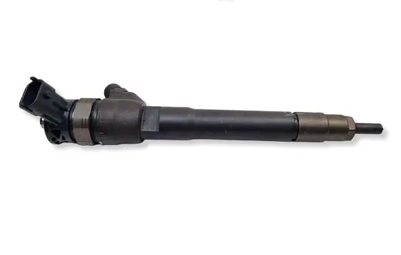 Nissan Qashqai Fuel injector 0445110546