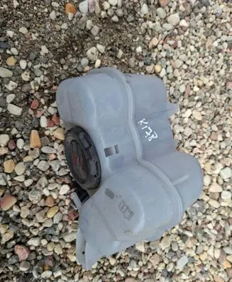 Audi Q4 e-tron Coolant expansion tank/reservoir 1EA121407H