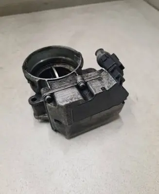 Audi A4 S4 B7 8E 8H Throttle valve 03G128063C A2C53099815