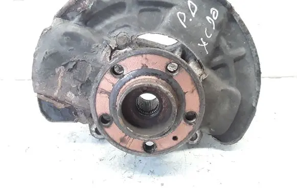 Volvo XC90 Front wheel hub spindle knuckle
