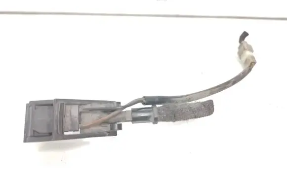 Volkswagen Transporter - Caravelle T5 Windshield washer spray nozzle 8E0955986A
