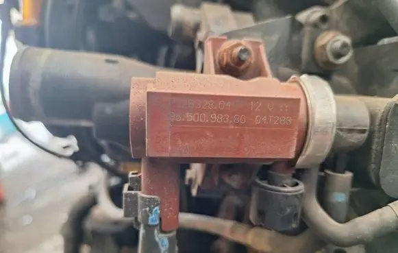Volvo V50 Turbo solenoid valve 9650098380 72832804