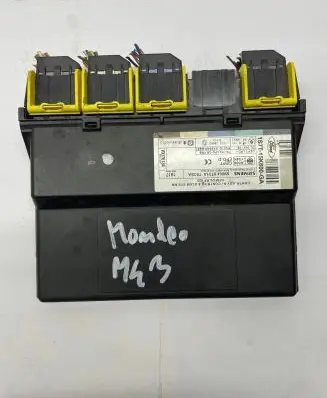 Ford Mondeo Mk III Comfort/convenience module 1S7T15K600GA