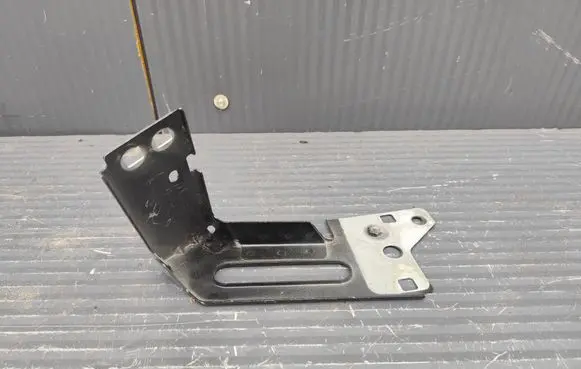 Maserati Grecale Fender mounting bracket GRECALEMOCOWANIE