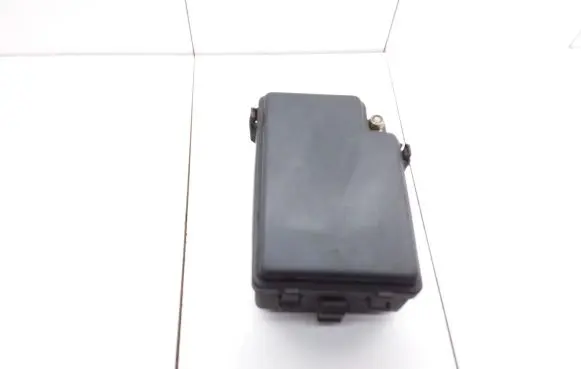 Jaguar XJ X308 Fuse module LNF2822BA 205133170500