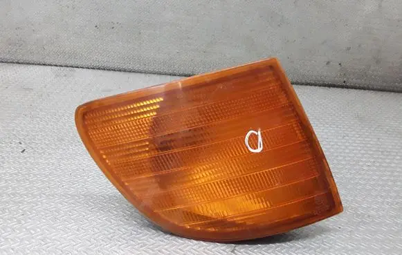 Mercedes-Benz Vito Viano W638 Front indicator light