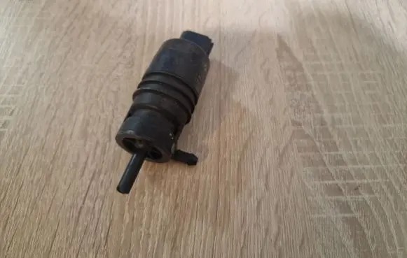 BMW X5 F15 Windscreen/windshield washer pump 6934160