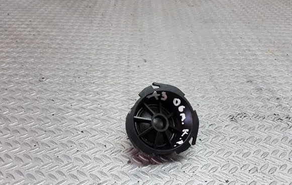 Audi A3 S3 A3 Sportback 8P Front door high frequency speaker 8P0035399A