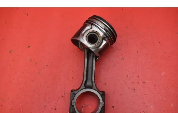 Hyundai H-1, Starex, Satellite Piston 