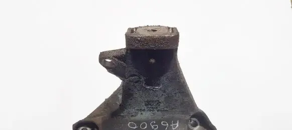 Audi A4 S4 B5 8D Engine mounting bracket 8d0199308f