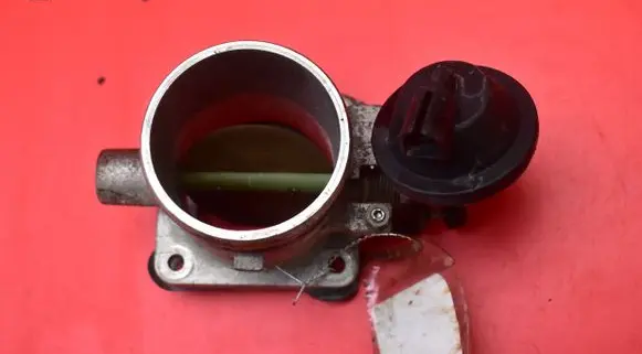 KIA Carens I Throttle body valve 35100-27XXX