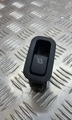 Subaru Forester SJ Seat control switch 