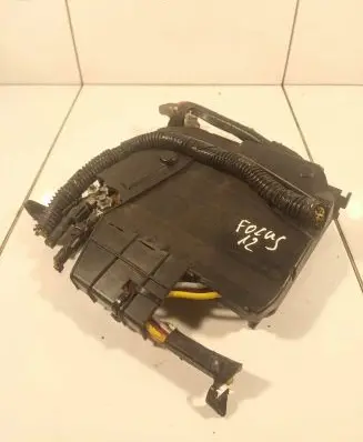 Ford Focus Battery relay fuse AV6T14A067BB