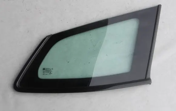 Rear side window