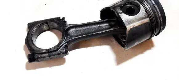 Citroen C5 Piston with connecting rod