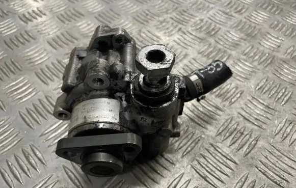 Audi A4 S4 B8 8K Power steering pump 8e0145155n