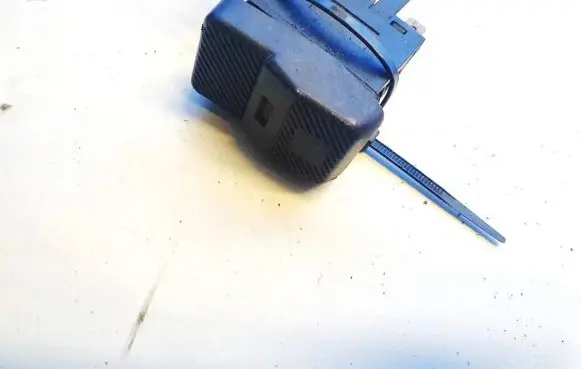 Fog light switch