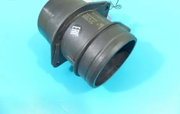 Volkswagen Scirocco Mass air flow meter 0281002735 IMPRK1215205