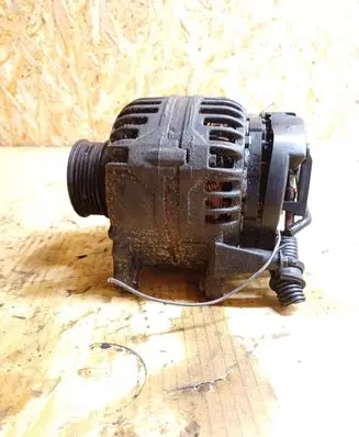 Volvo S70 V70 V70 XC Generator/alternator 9459093 0124515021