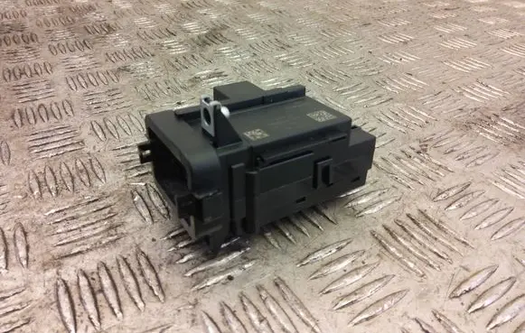 Audi Q5 SQ5 Ignition lock 8K0909131D
