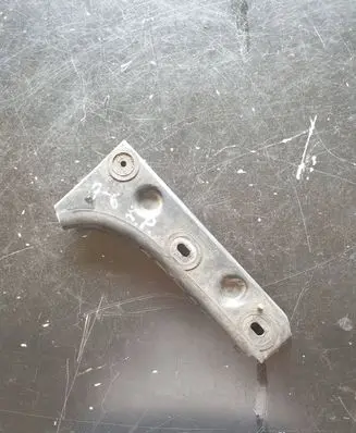 Audi A6 S6 C5 4B Front bumper mounting bracket 4B0307283B