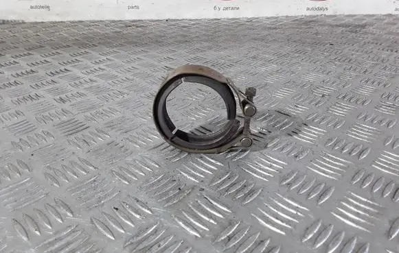 Volkswagen Golf V Muffler pipe connector clamp 1K0253725
