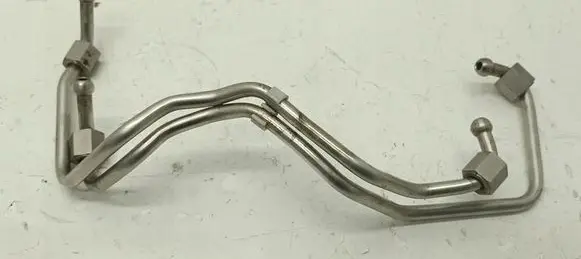 BMW M2 F87 Fuel injector supply line/pipe 