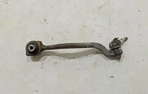 Mercedes-Benz CLS C218 X218 Front lower control arm/wishbone A2183307300