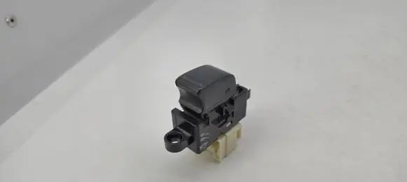 Nissan Patrol Y61 Electric window control switch