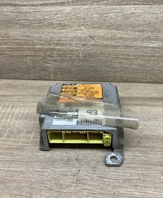 Toyota Corolla Verso E121 Airbag control unit/module 8917013040 2310002440