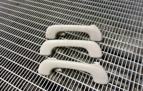 Renault Kadjar A set of handles for the ceiling 
