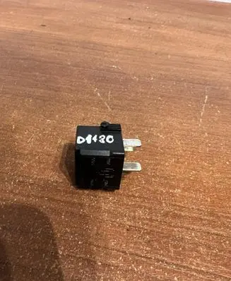 Mercedes-Benz SL R129 Other relay A0025421319 D1180