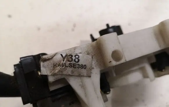 KIA Sorento Wiper turn signal indicator stalk/switch