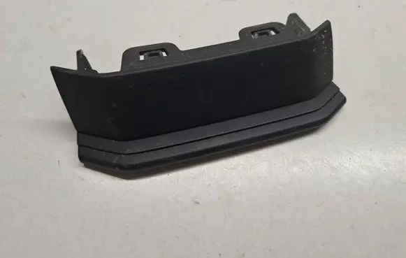 Audi Q7 4M Rear bumper trim bar molding 4M0807419A