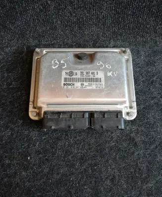 Volkswagen PASSAT B5.5 Engine control unit/module 3B1907401B