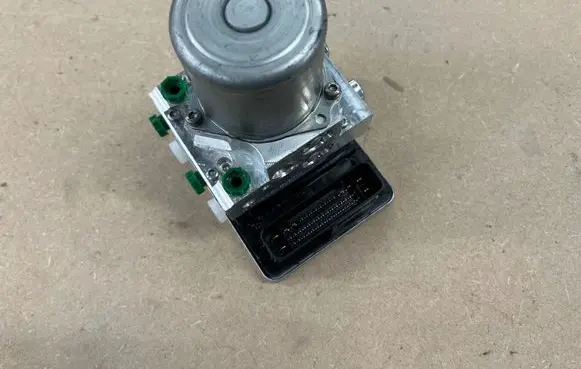 Mercedes-Benz GLE W167 ABS Pump A1679000118 A024H976 A024Y573A