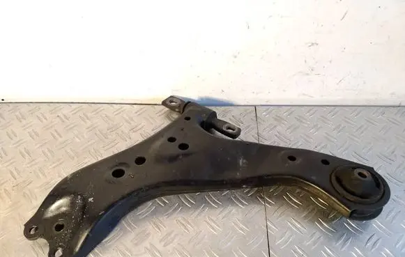 Toyota RAV 4 (XA50) Front lower control arm/wishbone 
