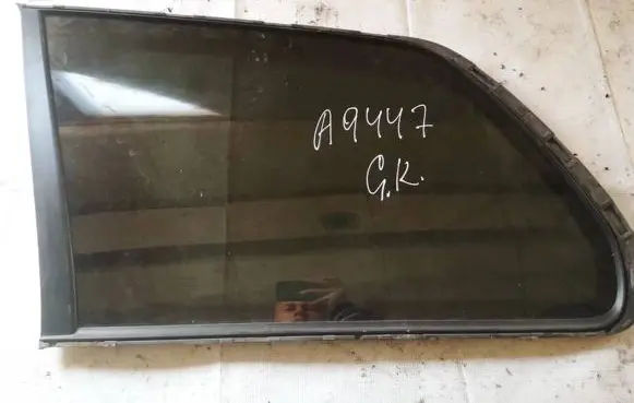 Volvo XC90 Rear side window as3