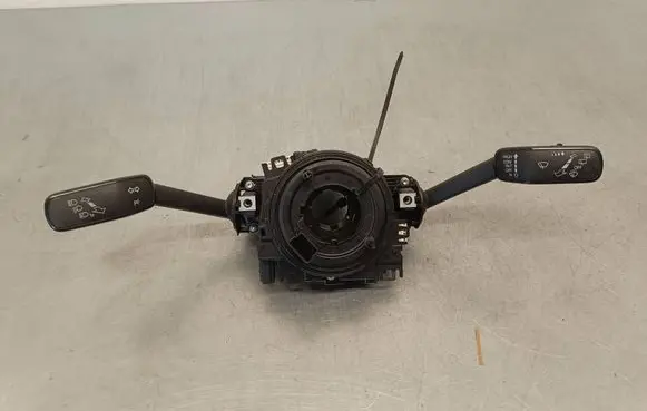 Volkswagen Golf VII Airbag slip ring squib (SRS ring) 5Q0953569A 415156HD