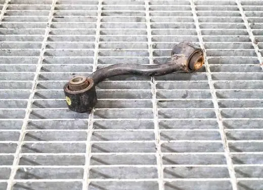Nissan Qashqai Rear anti-roll bar/stabilizer link 
