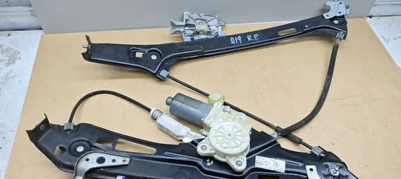 Mercedes-Benz CLS C219 Front window lifting mechanism without motor A2197200946
