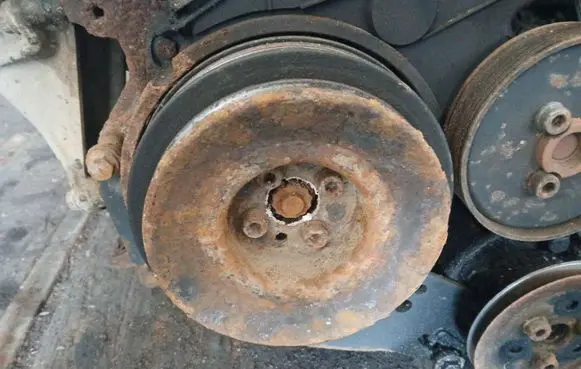 Volkswagen PASSAT B4 Crankshaft pulley