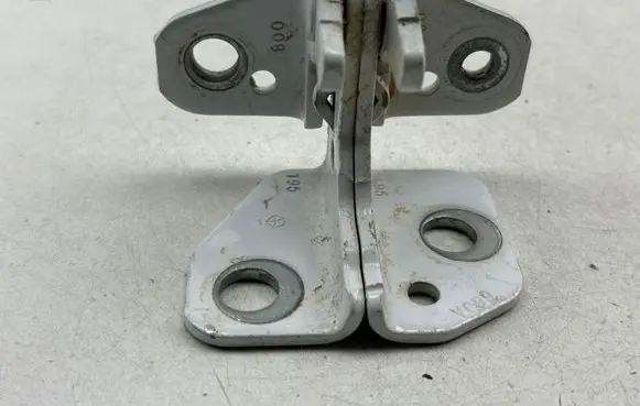 Dodge Durango III Rear door upper hinge 85574F
