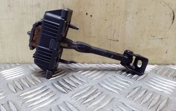 Land Rover Freelander 2 - LR2 Front door check strap stopper 6H5222886AE