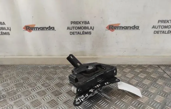 Toyota Prius Prime Engine mount bracket 1237237313