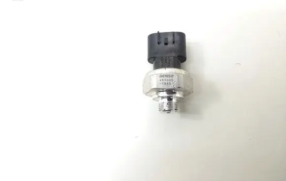 Toyota Auris E180 Air conditioning (A/C) pressure sensor 8871933020
