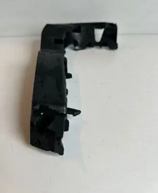 Audi A3 S3 8V Bumper support mounting bracket corner 8V3807184A