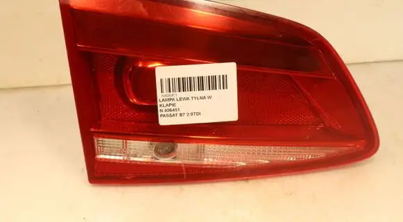 Volkswagen PASSAT B7 Rear/tail lights